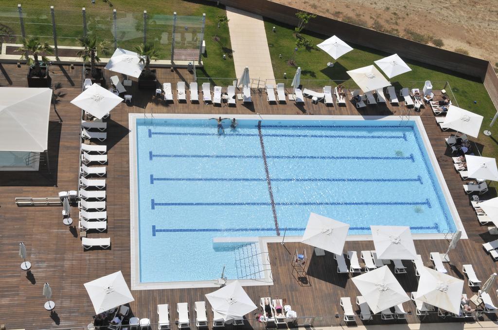 Play Hatzuk Beach Tel Aviv Faciliteter billede